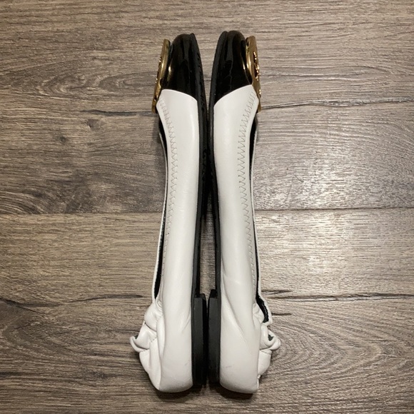 Tory Burch flats size 5M - Picture 4 of 7